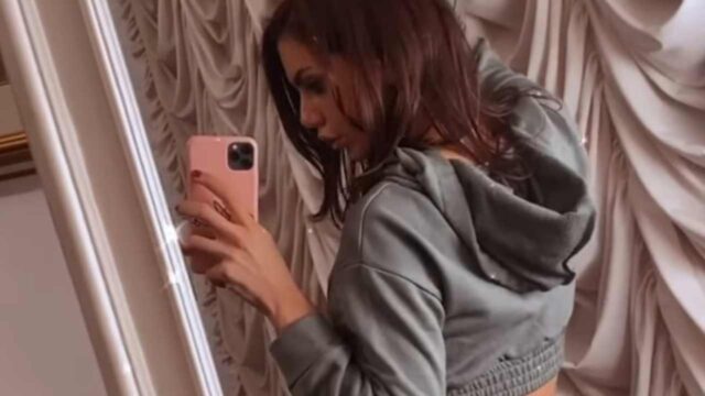 “Sono più single che mai” La Vip di Canale 5 annuncia la rottura con il calciatore