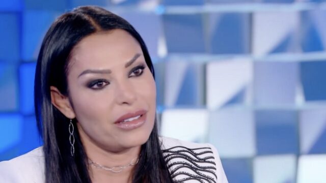 Carolina Marconi non trattiene le lacrime: “Anche lei ha avuto il tumore, me lo ha tenuto nascosto”