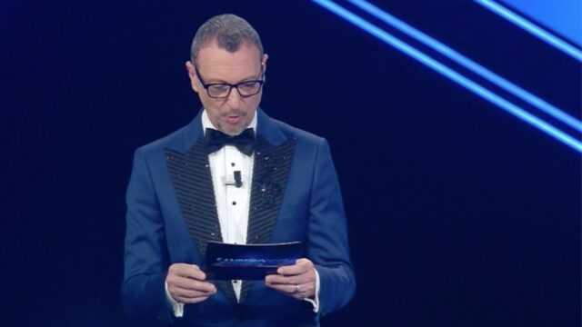 Festival di Sanremo 2025, candidato al post Amadeus dice no: “Sarei un mitomane”