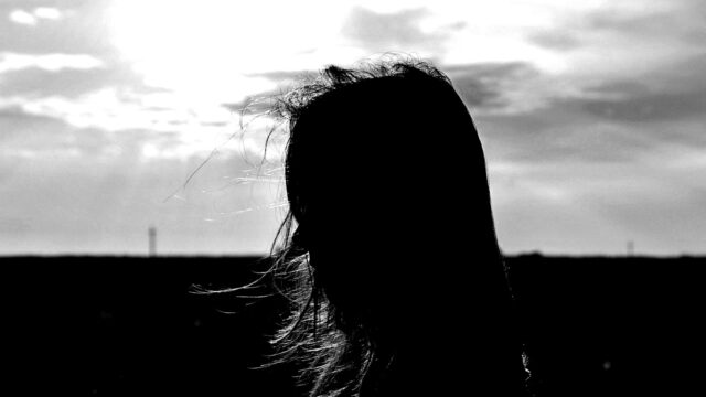Uccide il papà per difendere la madre: la confessione di Makka e la decisione del Gip