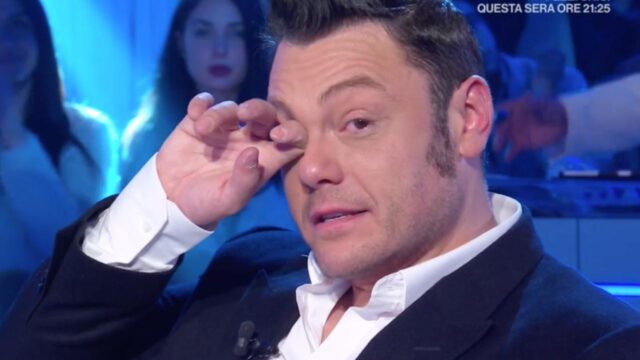 “Il lutto diventerà un dono”.. momento dolorosissimo per il cantante, il suo cuore è spezzato