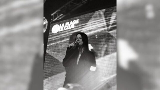 La famosa cantante di appena 21 anni, è morta in seguito ad un incidente stradale: il dolore dietro la sua scomparsa