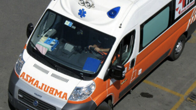Dramma a Palermo, dottoressa 40enne cade dal settimo piano dell’ospedale e muore: indagini in corso