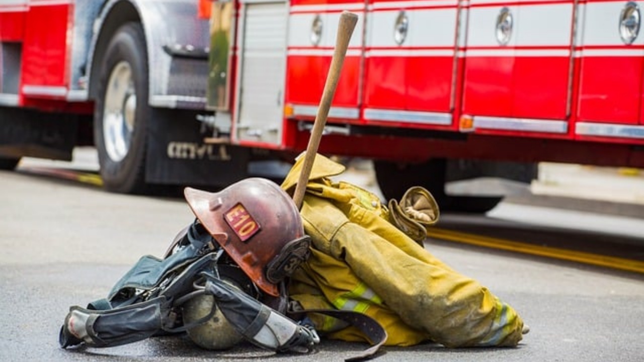 fire two women dead