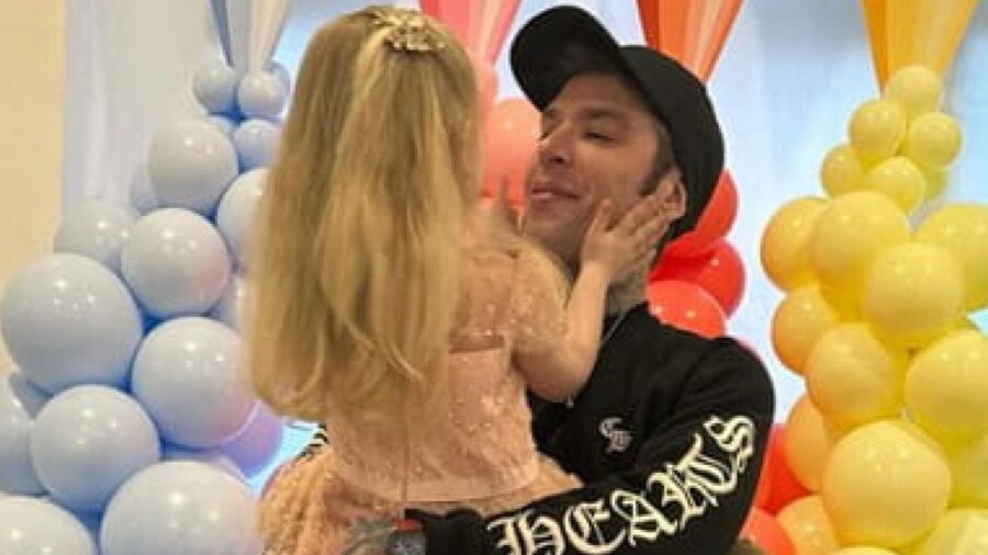 Fedez al compleanno di Vittoria