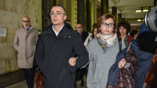 Omicidio di Giulia Tramontano, in aula i dolori delle madre di lei e di Alessandro: ecco cosa hanno raccontato