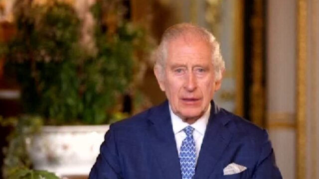 Carlo III, le ultime immagini preoccupano i sudditi: come è apparso in pubblico il re poco fa