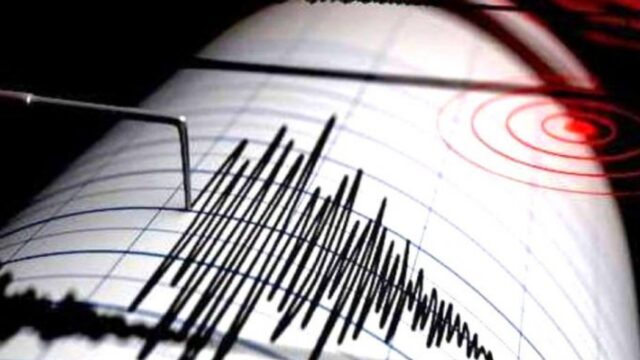 Terremoto, la terra continua a tremare: forte scossa avvertita anche in Italia