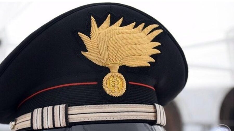 carabiniera 25 anni