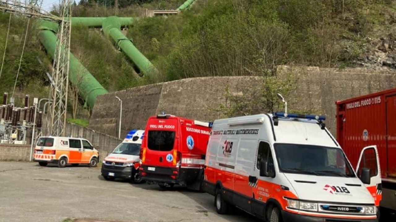 I soccorsi all'esplosione di Suviana
