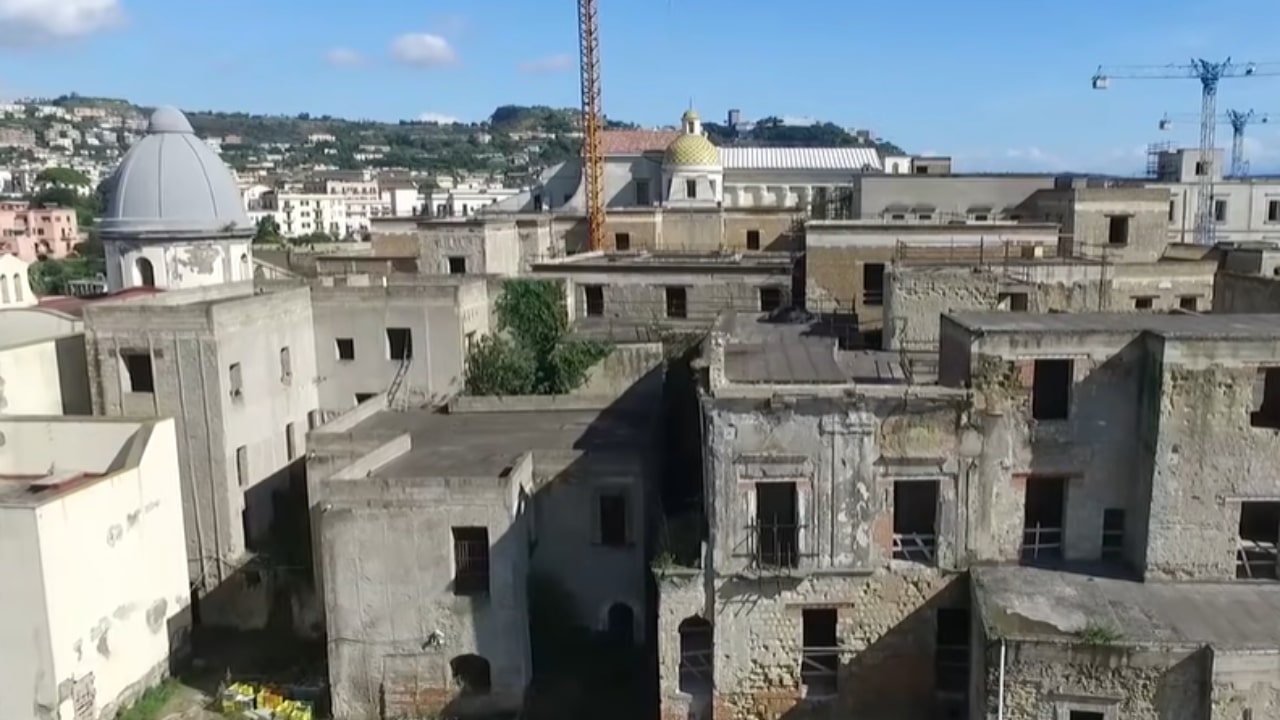 Campi Flegrei and the earthquake in Vesuvius