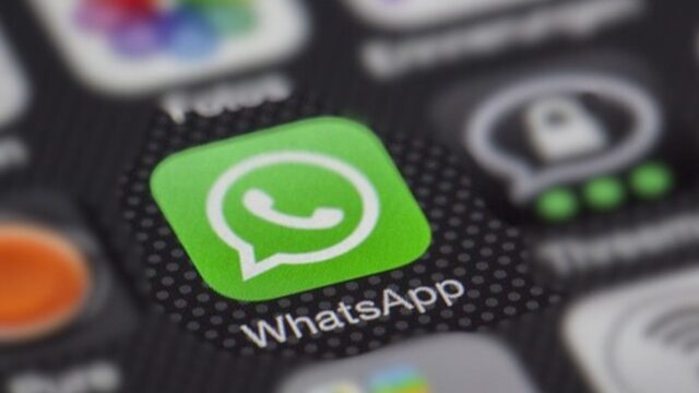 WhatsApp, da domani cambia tutto: cosa succederà all’app