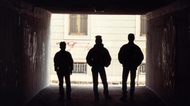 Aggressione ad un bambino di 10 anni mentre giocava a nascondino: salvo grazie alla sorella