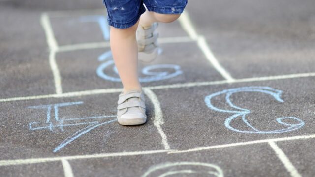 “Un destino crudele” Un’intera comunità sconvolta: aveva solo sei anni