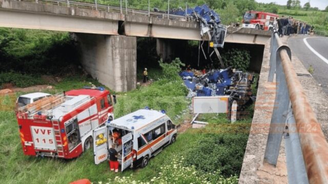 “Ci sono feriti gravi” Incidente grave, soccorsi sul posto e traffico in tilt: dove e cosa è successo 