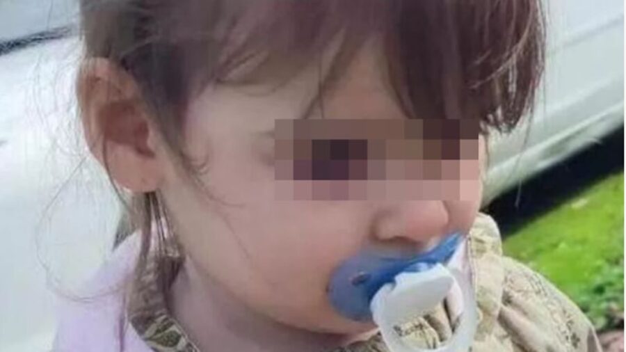 Danka, bambina serba di due anni