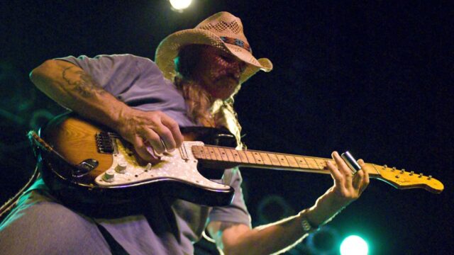 È morto Dickey Betts, drammatiche le cause della morte 