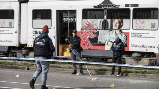 “Siamo andati a salvarlo, lui era per terra e…” La madre del 18enne ucciso a colpi di pistola a Milano ha deciso di rompere il silenzio