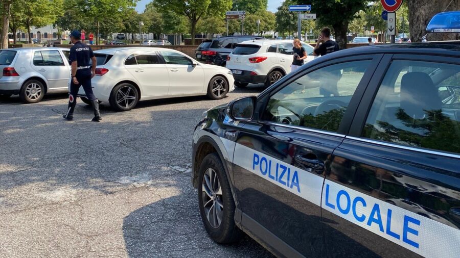 polizia sul luogo dell'incidente