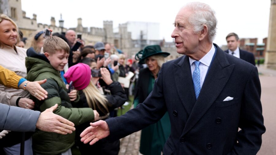 re carlo e camilla a pasqua
