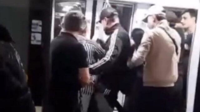 Donna incinta picchiata violentemente nella metro, organizzato parto cesareo d’urgenza. Come sta il bambino