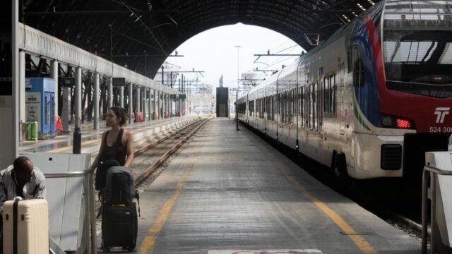 Indetto uno sciopero generale, tutti i mezzi di trasporto a rischio: ecco dove e in quali settori