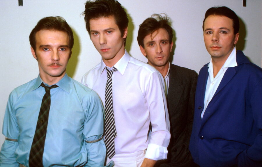 muore lo storico bassista della band londinese, chris cross