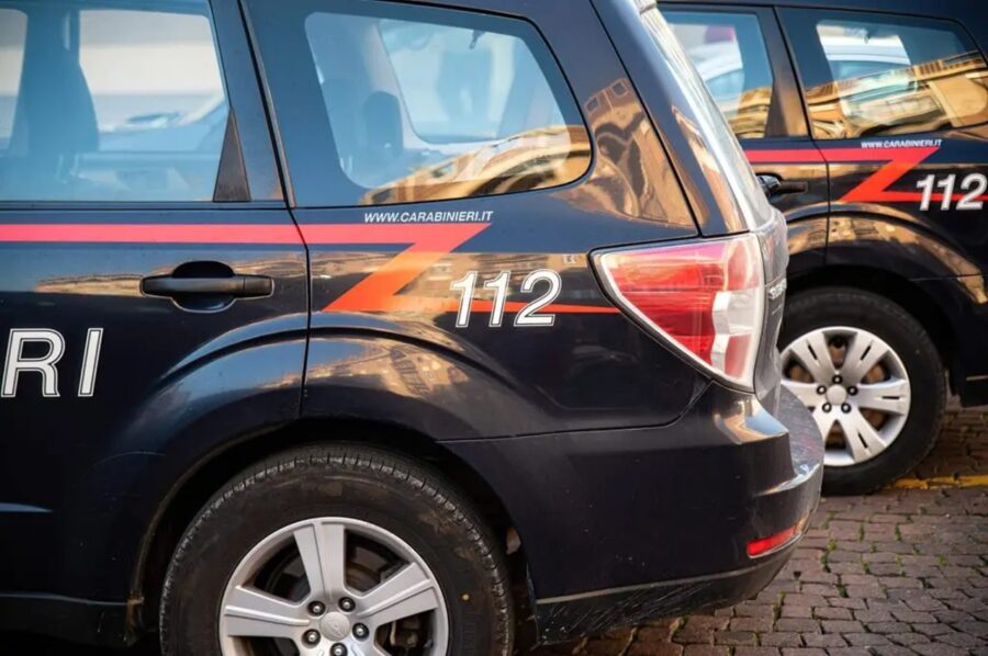 auto dei Carabinieri