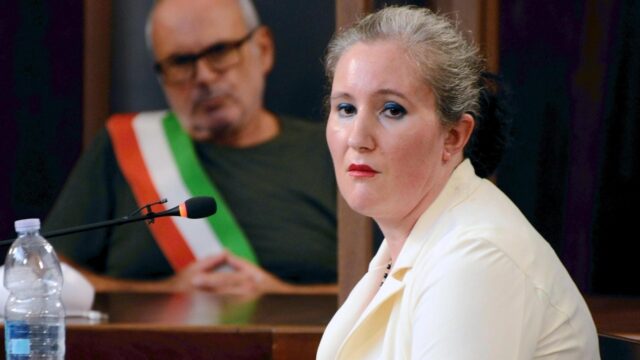 “Sono stati loro ad intimidirmi” Alessia Pifferi fa rivelazioni sconvolgenti in aula: cosa sta succedendo