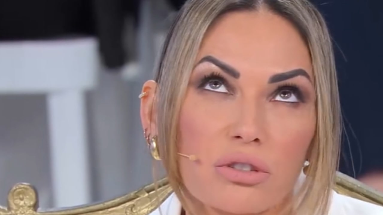 Ida Platano abbandona il trono