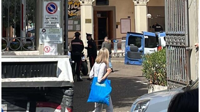 Allarme bomba all’università: evacuata la facoltà, cosa sta succedendo