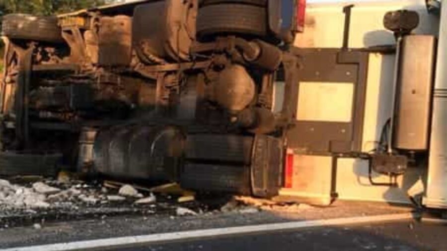 incidente autocisterna