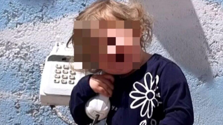 elettra friselle, la bambina di 18 mesi nell'addio della madre