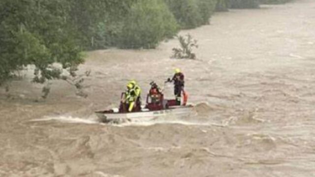 “Sono morti per un ultimo gesto di amicizia”: ecco perché i ragazzi si sono abbracciati e non hanno tentato di raggiungere la riva del fiume