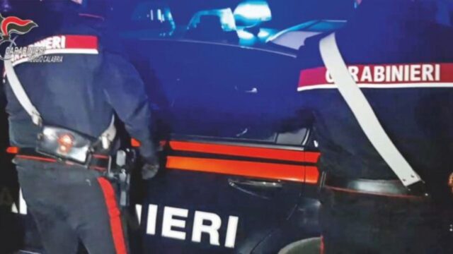 Va a casa dell’ex fidanzata, poi la tragedia, gravissime le condizioni della ragazza: dove e cosa è successo