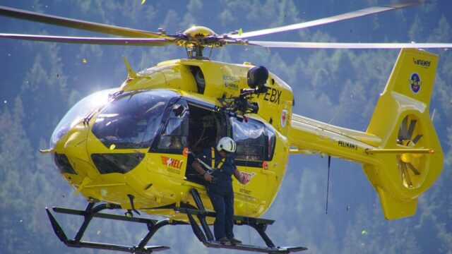 Tragico schianto tra una moto e un camper, purtroppo l’impatto è stato fatale: il bilancio è straziante