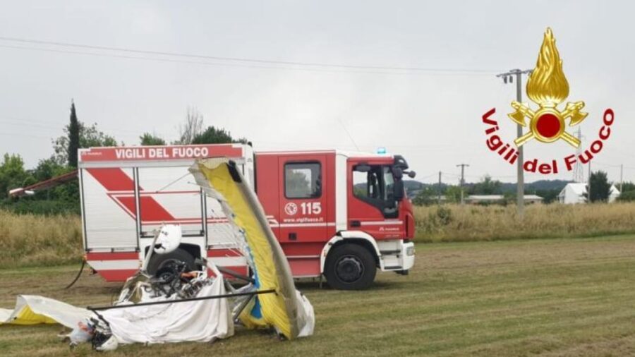 Tragedia in deltaplano, morti i due uomini a bordo