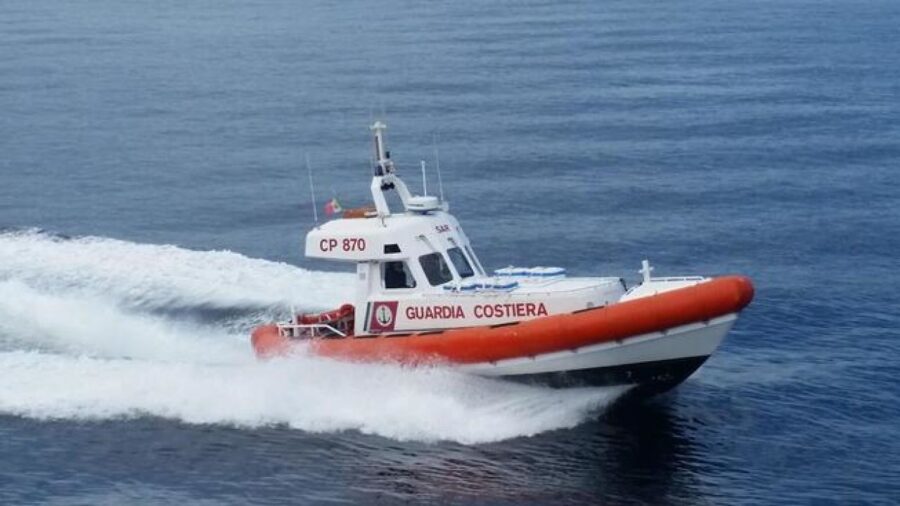 Tragedia in mare, guardia costiera