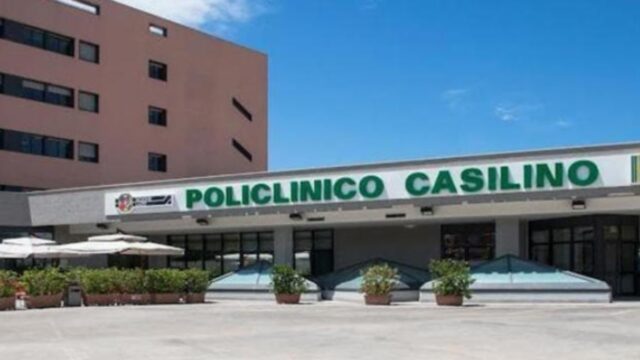 Vai in ospedale perché ha le gambe gonfie ma la dimettono: donna muore qualche ora dopo a casa sua