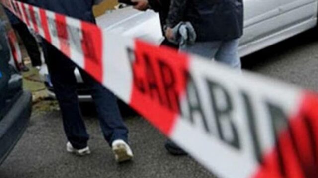 Dramma durante le vacanza, mamma 30enne trovata senza vita nella casa che avevano preso in affitto: il compagno ascoltato come testimone