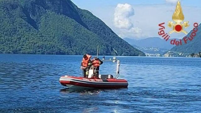 Il tentativo disperato di salvare il figlio, poi il dramma: dispero padre di 50 anni