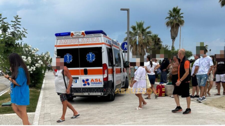 fulmine in spiaggia