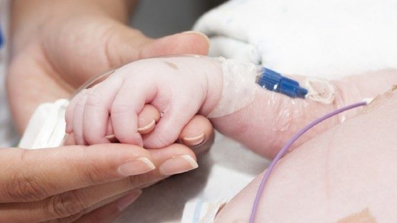 trovato morto in culla neonato