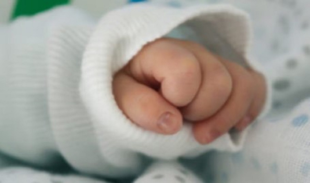 morto neonato di due mesi a Viareggio