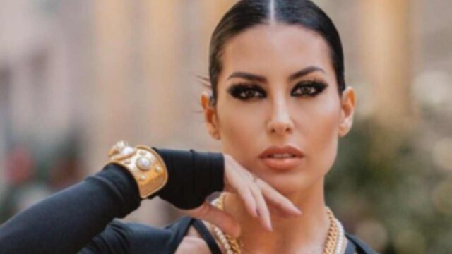 “400.000 euro a settimana” Le vacanze di lusso di Elisabetta Gregoraci, la cifra è da capogiro