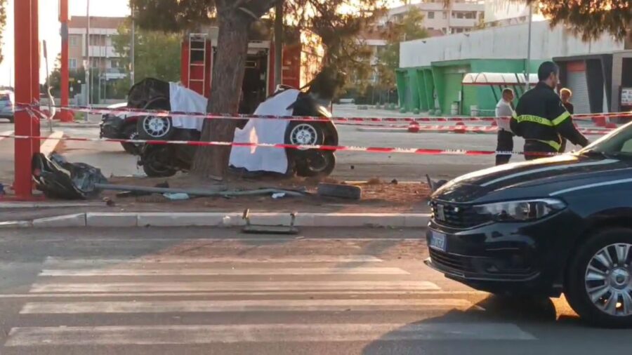 Incidente stradale, muore sul colpo un ragazzo di 17 anni