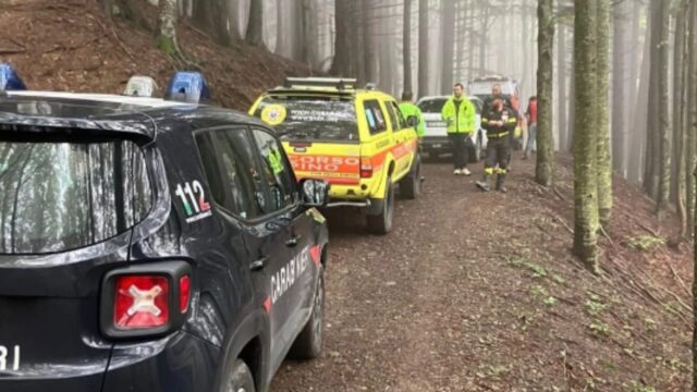 Esce con il fratello per raccogliere funghi ma all’improvviso la tragedia: per lui non c’è stato nulla da fare