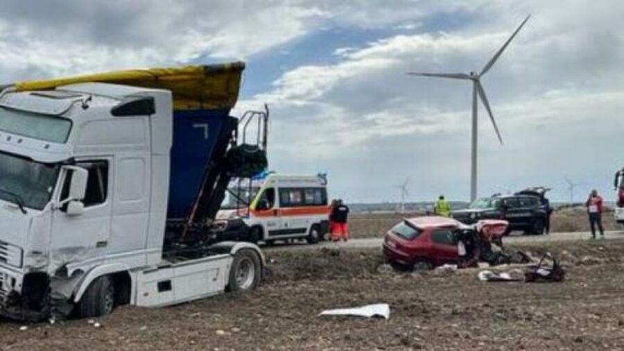 Laterza incidente scontro frontale