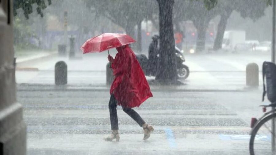pioggia inaspettata su Roma