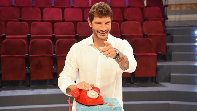 “Ormai non si ferma più” la bellissima notizia per Stefano De Martino, la grande novità in arrivo
